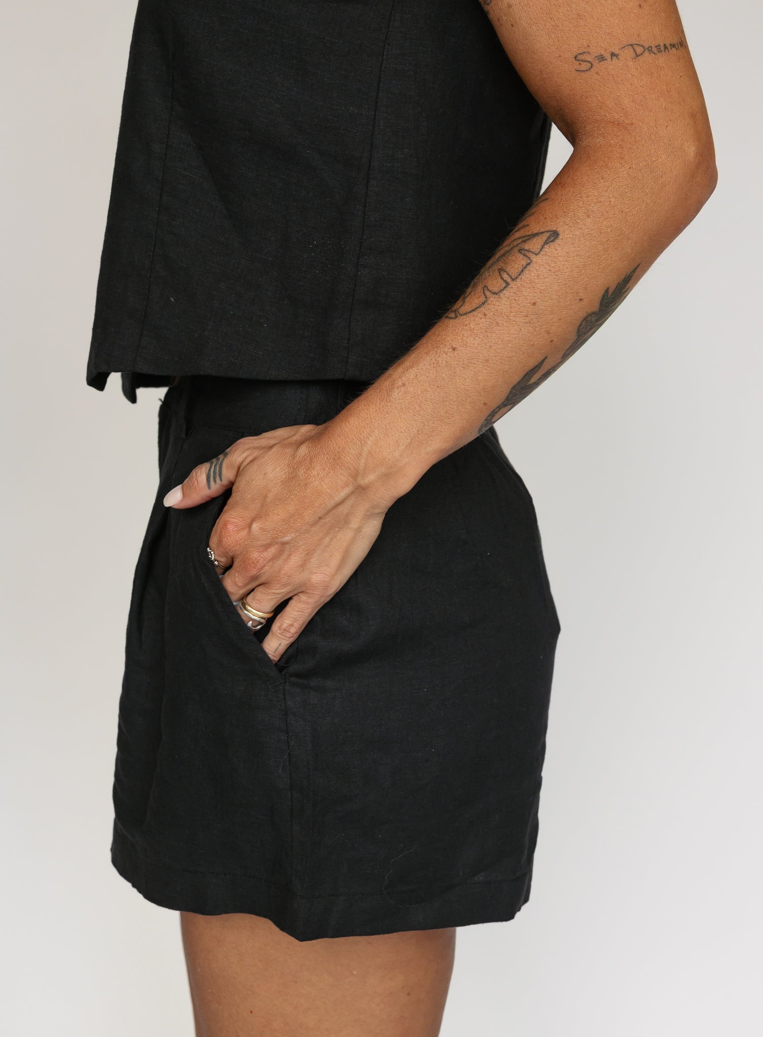 Z Supply: Topanga Linen Short – Fig & Willow
